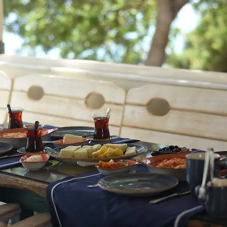 Deniz Evi Çeşme