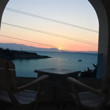 Deniz Evi Çeşme