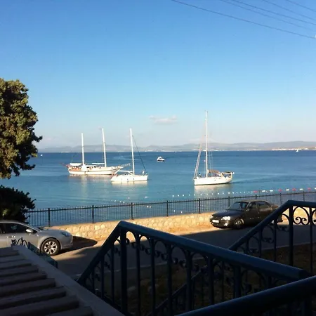 Deniz Evi Çeşme